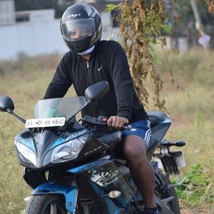 Meet your Posher, Prasenjit